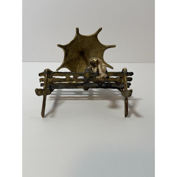 Vintage Brass‎ Frog Sitting on Bench Under Umbrella Statue Figurine. Lonely Frog - Picture 7 of 11